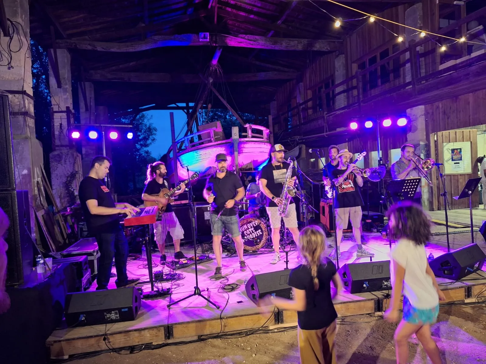 Left Corner aux Chantiers Tramasset - concert rocksteady reggae en Gironde